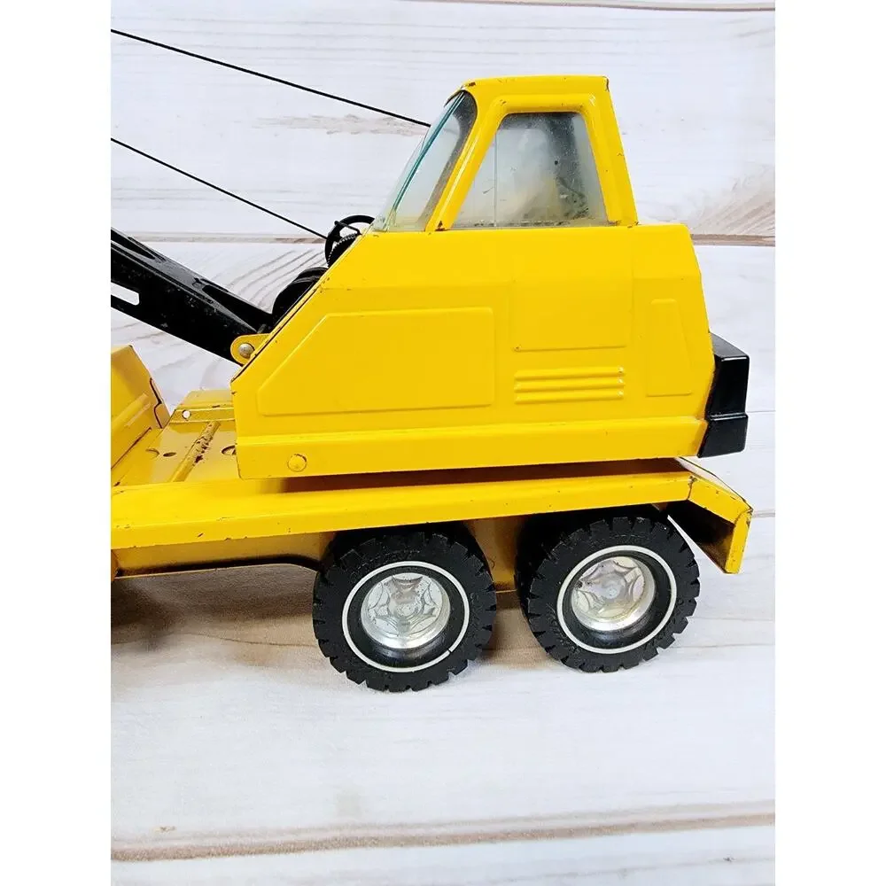 Nylint Vintage Pressed Steel Crane Truck 1:18 Scale Yellow Black Construction